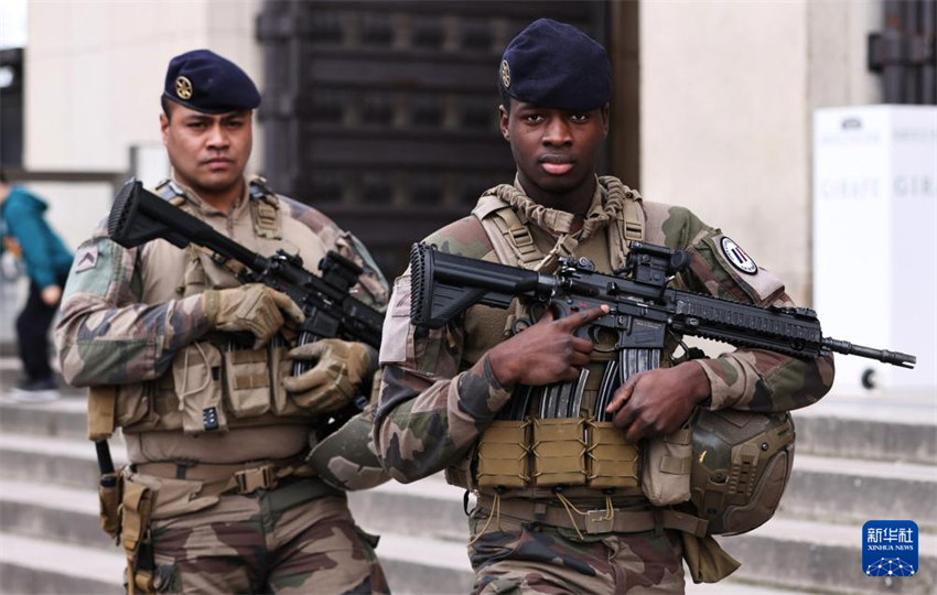 Fran?a eleva alerta de terrorismo ao nível máximo
