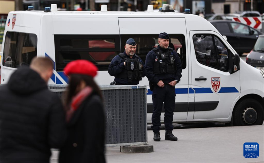 Fran?a eleva alerta de terrorismo ao nível máximo