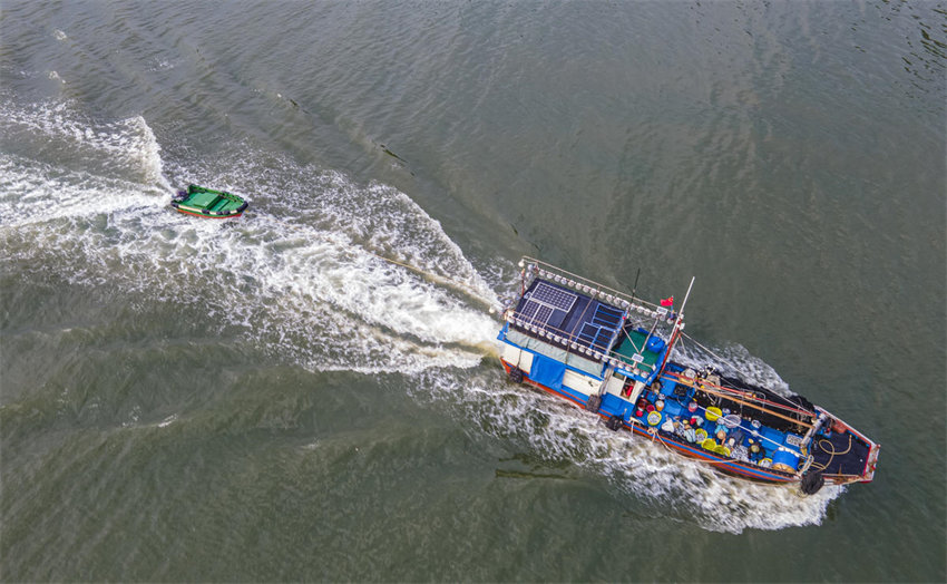 Hainan: pescadores de Qionghai iniciam temporada de pescas