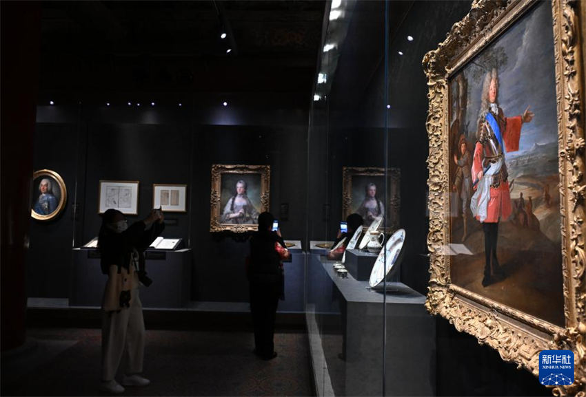 Exposi??o realizada em conjunto pelo Museu do Palácio e Palácio de Versalhes foi inaugurada em Beijing