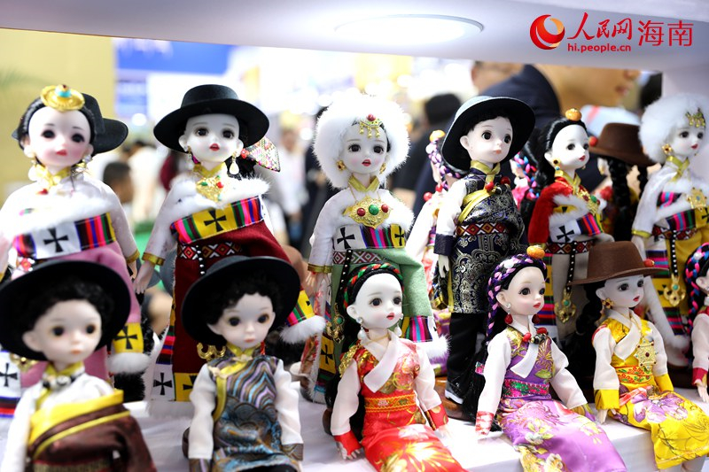 Marcas domésticas chinesas brilham na 4a CICPE em Hainan