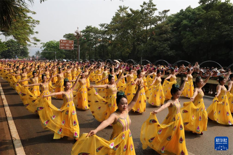 Yunnan realiza evento para celebrar Festival da água