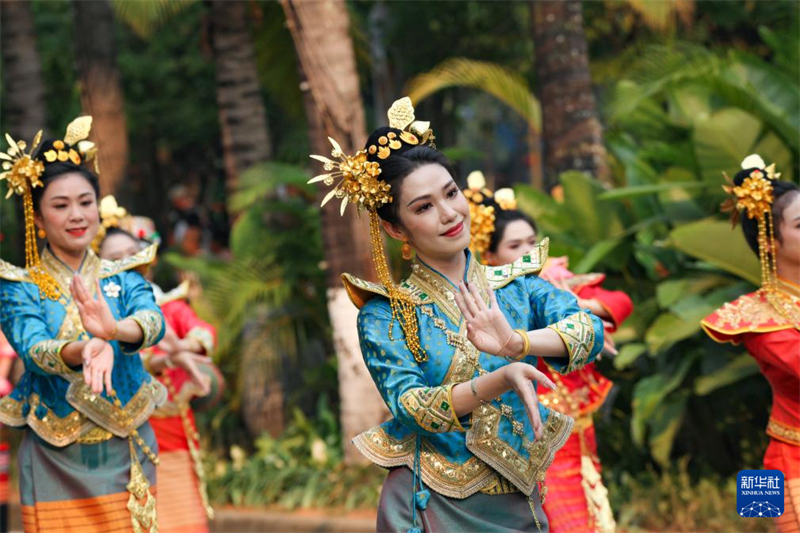 Yunnan realiza evento para celebrar Festival da água