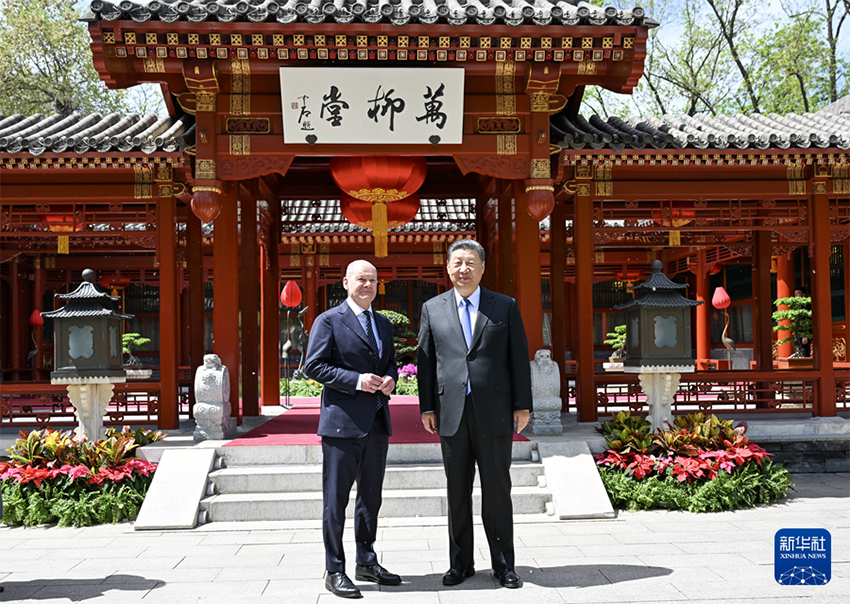 Xi Jinping reúne-se com chanceler alem?o e pede para alcan?ar sucesso mútuo