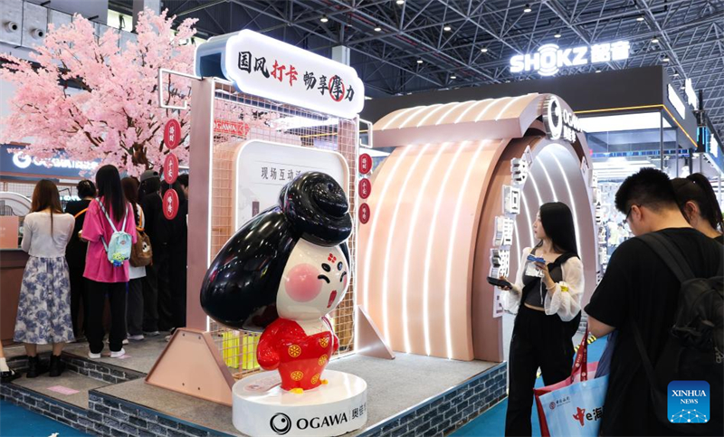 4a Exposi??o Internacional de Produtos de Consumo da China termina em Hainan