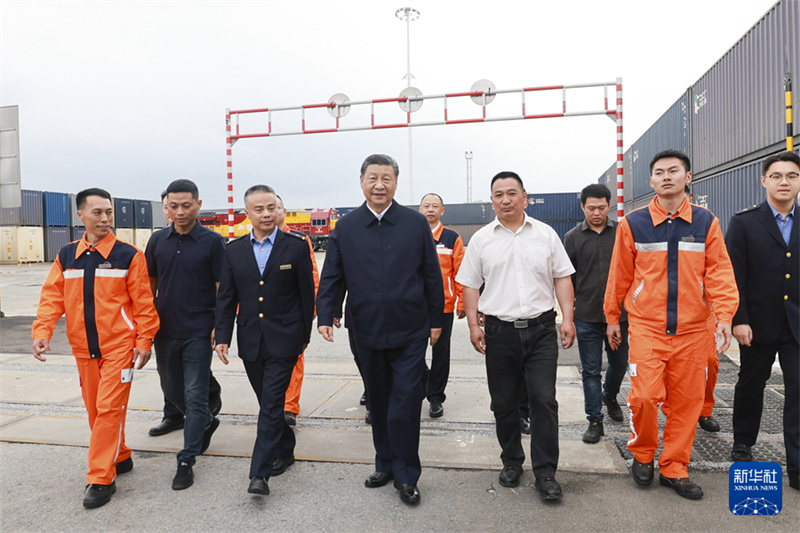 Xi Jinping pede que Chongqing escreva seu capítulo na moderniza??o chinesa