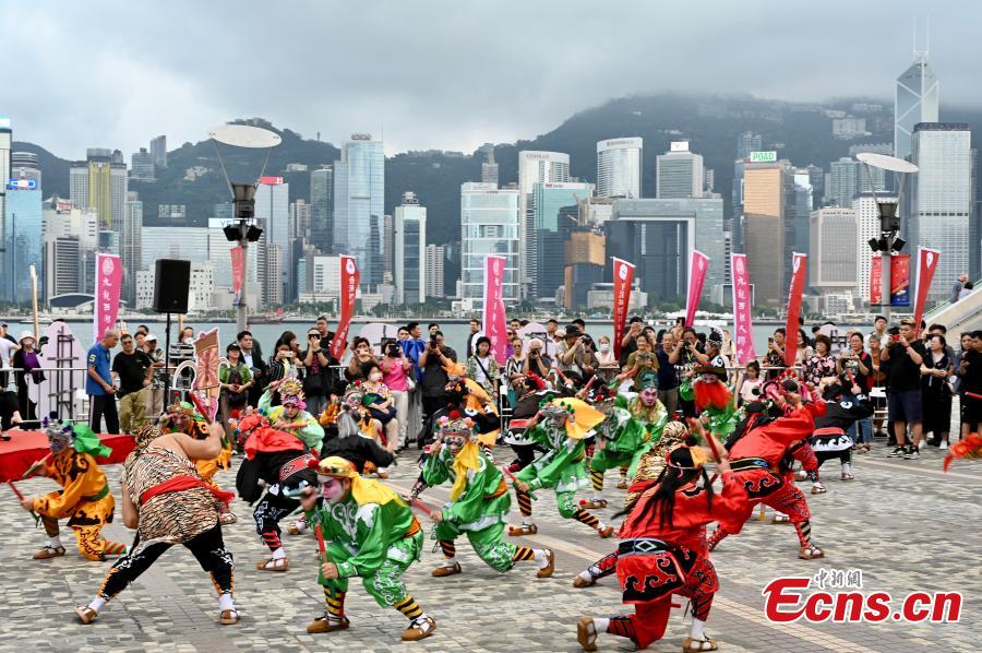 Galeria: dan?a folclórica tradicional Yingge apresentada em Hong Kong