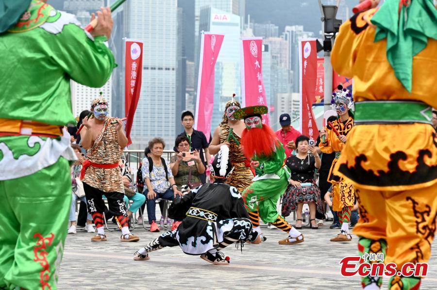 Galeria: dan?a folclórica tradicional Yingge apresentada em Hong Kong
