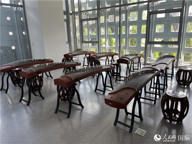 Galeria: cursos do Centro Cultural Chinês em Belgrado populares entre a popula??o local