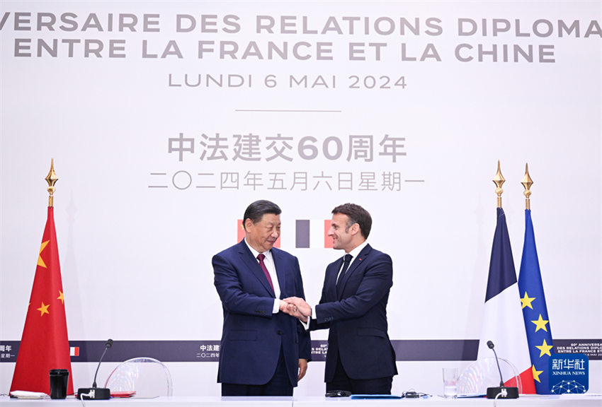Xi Jinping diz que China apoia convocar conferência de paz sobre crise na Ucrania