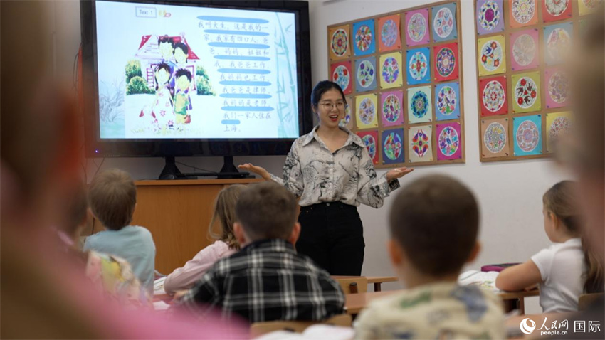 Escola Bilíngue Húngaro-Chinesa fortalece intercambio cultural