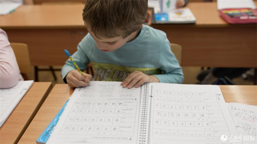 Escola Bilíngue Húngaro-Chinesa fortalece intercambio cultural