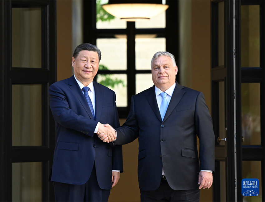 China e Hungria elevam la?os para parceria estratégica abrangente para todos os tempos