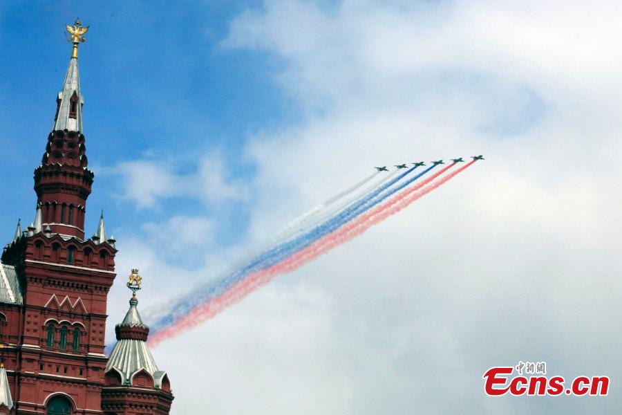 Rússia realiza desfile militar marcando 79o aniversário do Dia da Vitória