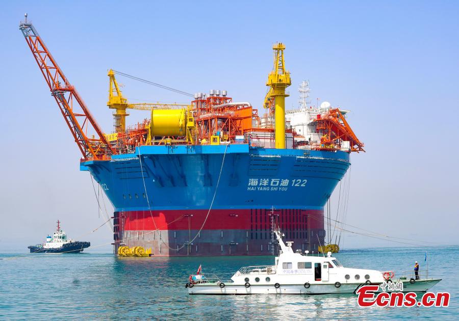 Primeira instala??o FPSO da ásia navega na China