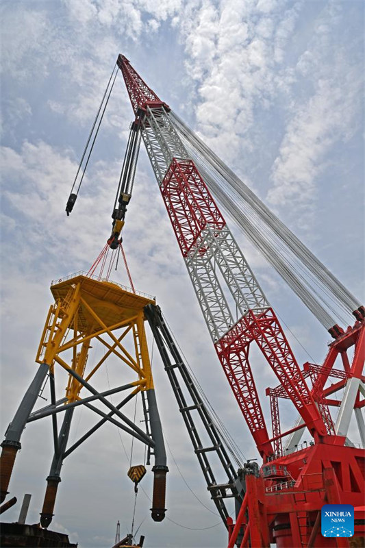 Primeiro projeto de demonstra??o de energia eólica de Guangxi está em constru??o