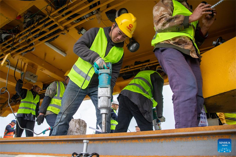 Constru??o da ferrovia de alta velocidade Harbin-Yichun prossegue no nordeste da China