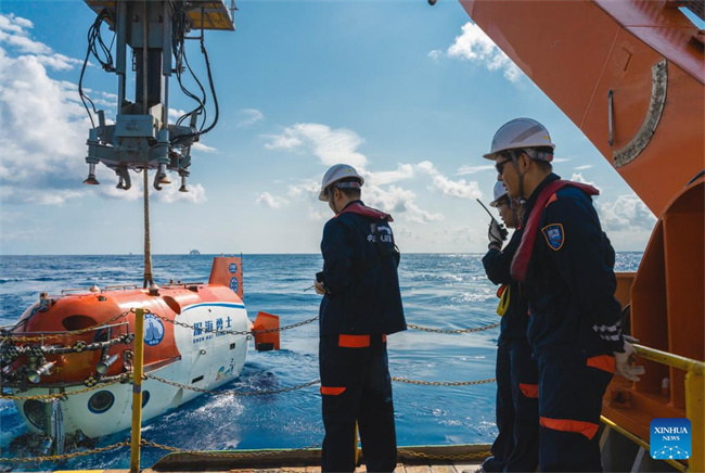 Mais de 900 pe?as de relíquias recuperadas de naufrágios no Mar do Sul da China