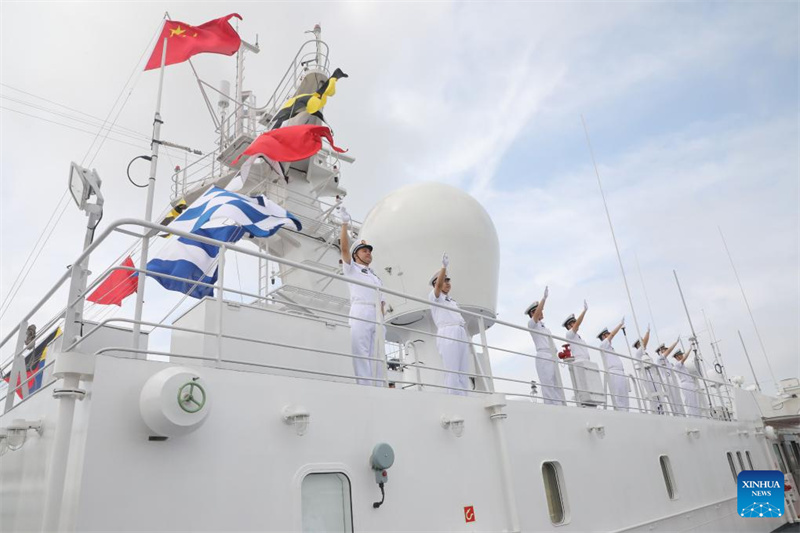 Navio-hospital da Marinha do ELP zarpa para miss?o de 2024