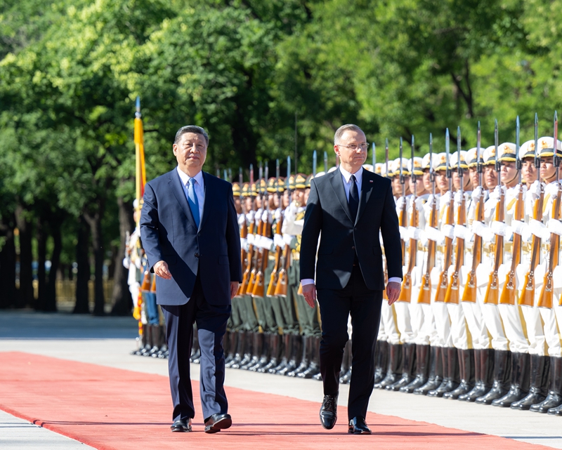 China está pronta para levar la?os com Pol?nia a patamar mais alto, diz Xi Jinping