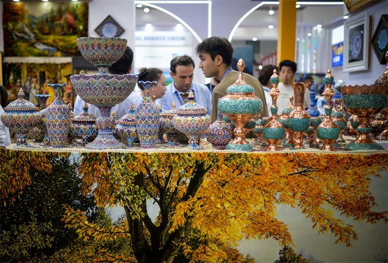A 8a Expo China-Eurásia come?a em Xinjiang, noroeste da China