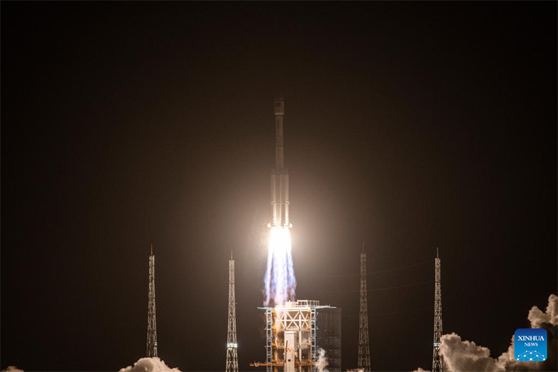 China lan?a satélite Zhongxing-3A