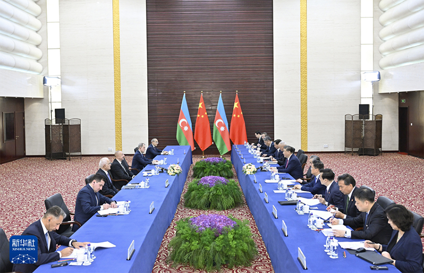 Xi Jinping diz que China e Azerbaij?o elevar?o la?os bilaterais para parceria estratégica