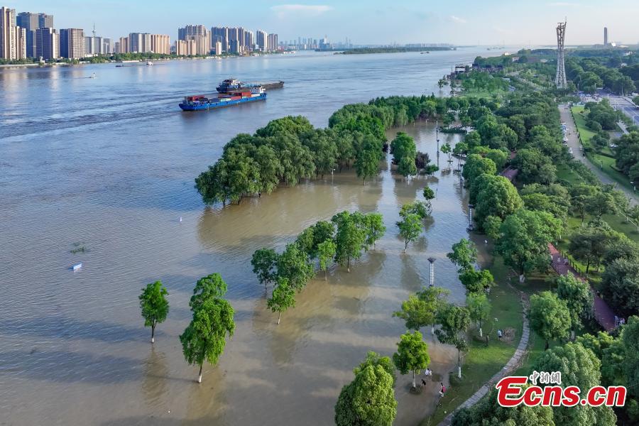 Jiangsu atualiza aviso de inunda??o ao longo do rio Yangtze para laranja