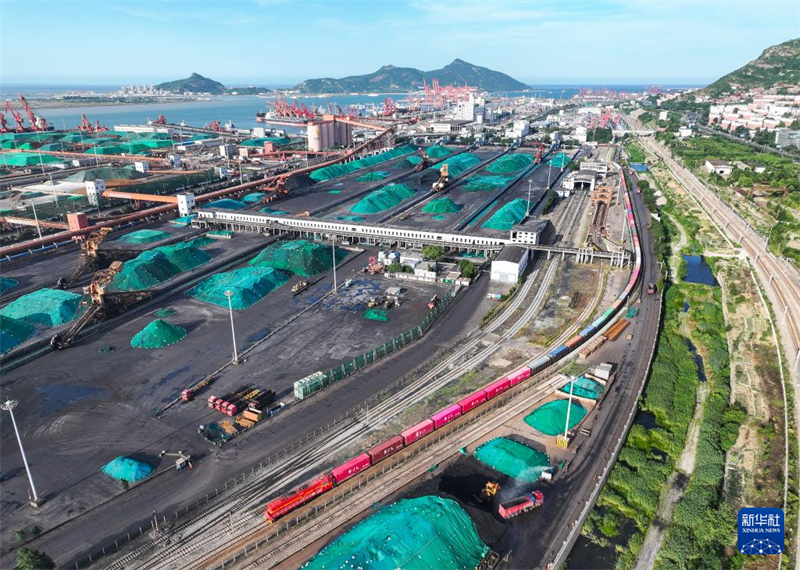 Base de coopera??o logística sino-cazaque aproxima Cazaquist?o do mar