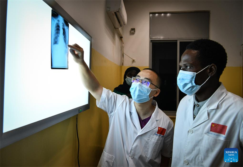 Matéria de fundo: Hospital da Amizade Sino-Guineense: Um farol de coopera??o e amizade