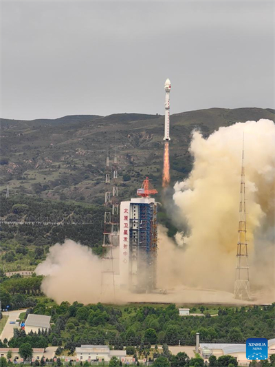 China lan?a novo satélite de observa??o da Terra com sucesso