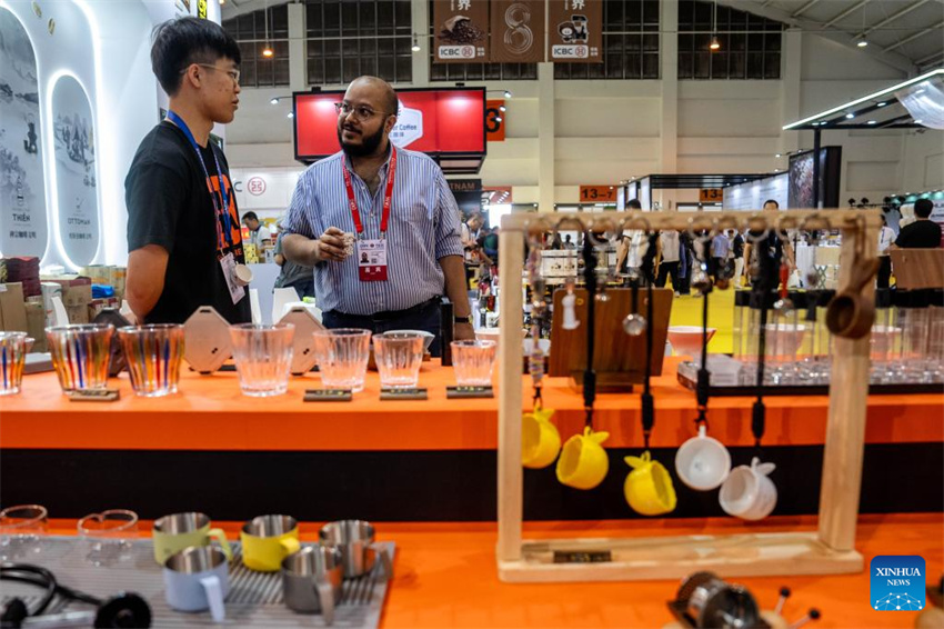 Galeria: pavilh?o da indústria do café na 8a Expo China-Sudeste Asiático