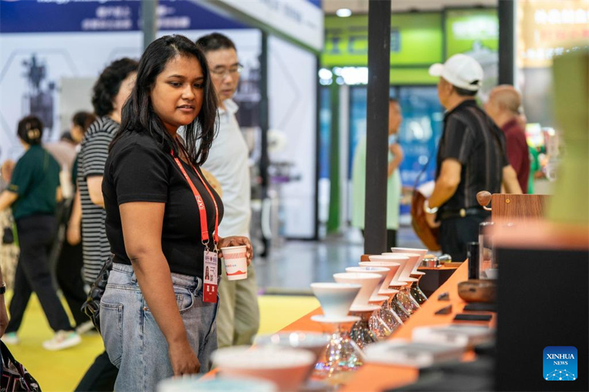 Galeria: pavilh?o da indústria do café na 8a Expo China-Sudeste Asiático