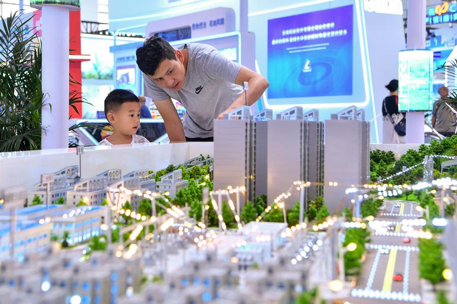 Tecnologias de ponta s?o apresentadas na 8a Exposi??o China-Sul da ásia