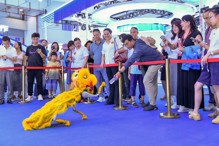 Tecnologias de ponta s?o apresentadas na 8a Exposi??o China-Sul da ásia