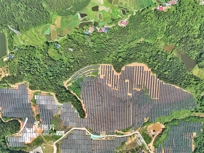 Gera??o de energia fotovoltaica promove revitaliza??o rural em Jiangxi