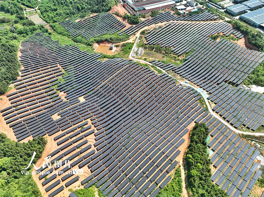 Gera??o de energia fotovoltaica promove revitaliza??o rural em Jiangxi