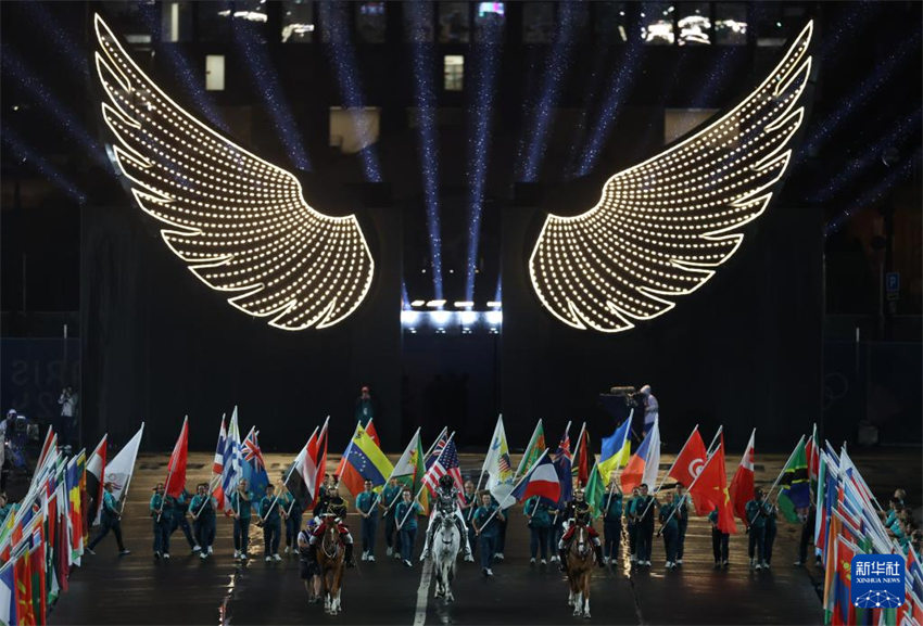 Cerim?nia histórica de abertura no Rio Sena dá início oficial aos Jogos Olímpicos de Paris 2024