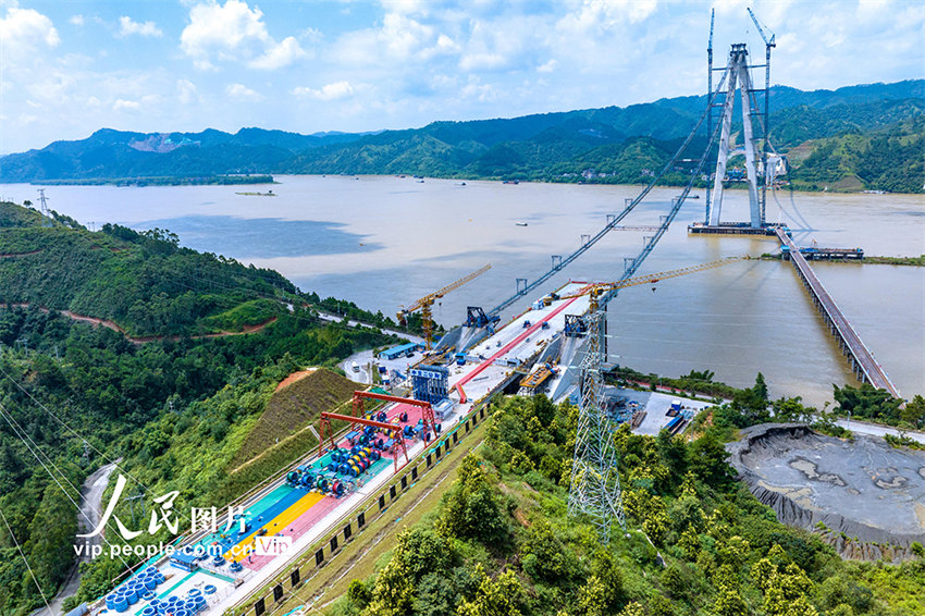 Guangxi: avan?a a constru??o da ponte Tengzhou-Xunjiang