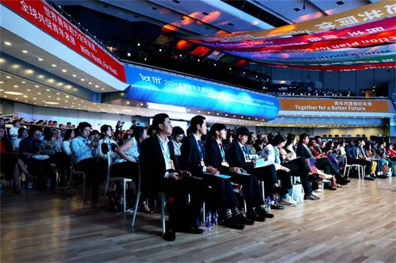 Jovens do mundo se reúnem em Beijing para discutir intercambios de civiliza??es e aprendizado mútuo