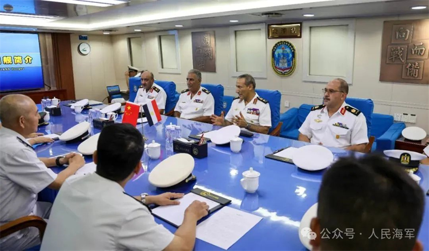 China e Egito realizam exercício naval conjunto no Mar Mediterraneo
