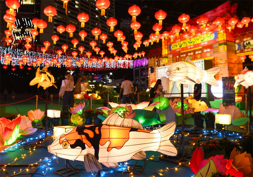 Hong Kong organiza feira de lanternas para receber Festival do Meio Outono