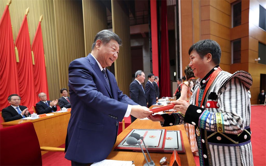 Xi Jinping enfatiza consolida??o da unidade da na??o chinesa