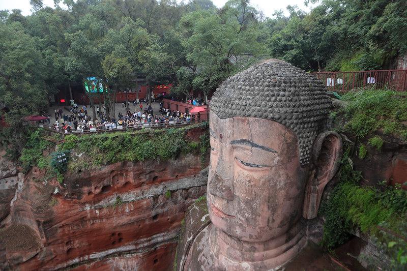 China contabiliza 765 milh?es de viagens domésticas durante feriado do Dia Nacional de 2024