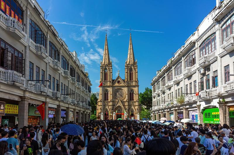 China contabiliza 765 milh?es de viagens domésticas durante feriado do Dia Nacional de 2024