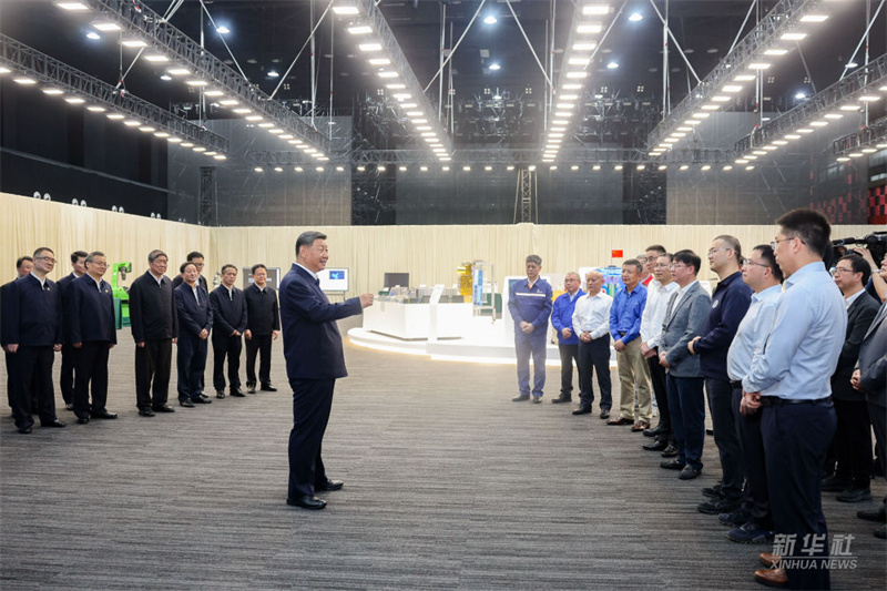 Xi Jinping destaca importancia da ciência e tecnologia no avan?o da moderniza??o chinesa