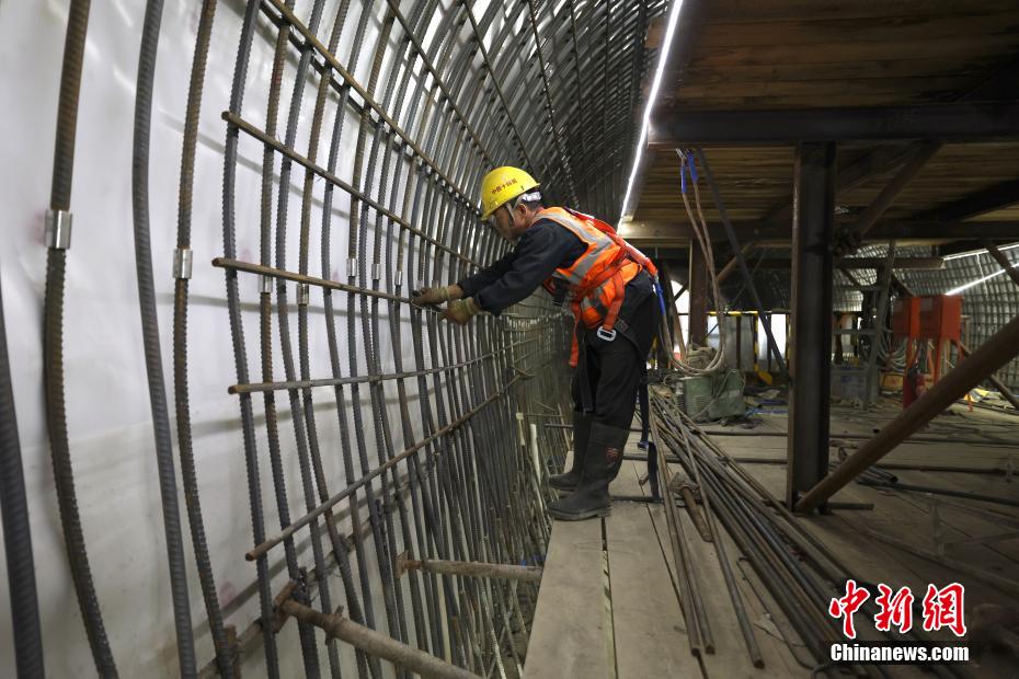 Metr? de Beijing conclui perfura??o de nova linha