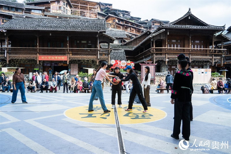 Guizhou: mídia da ásia-Pacífico experiencia cultura tradicional Miao