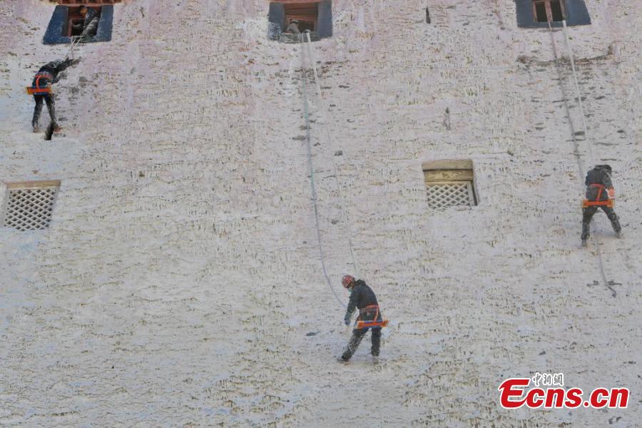 Galeria: Palácio de Potala submetido a renova??o anual