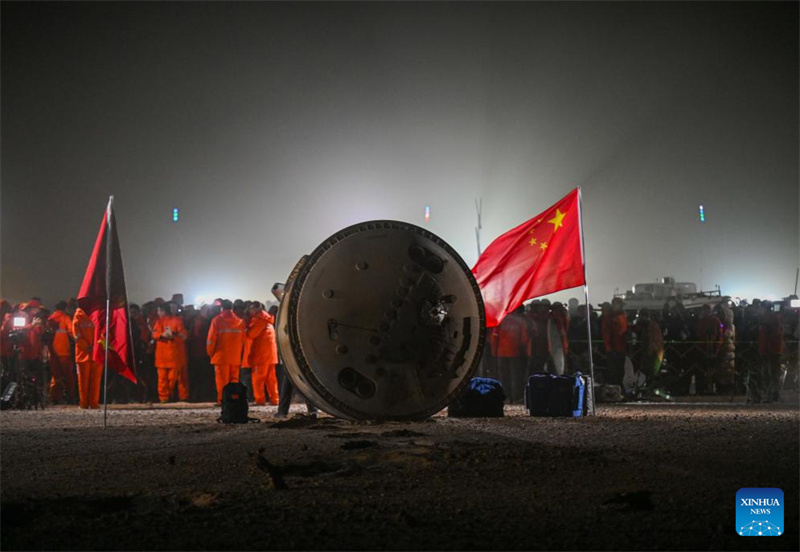 Shenzhou-18: astronautas chineses regressam à Terra em seguran?a